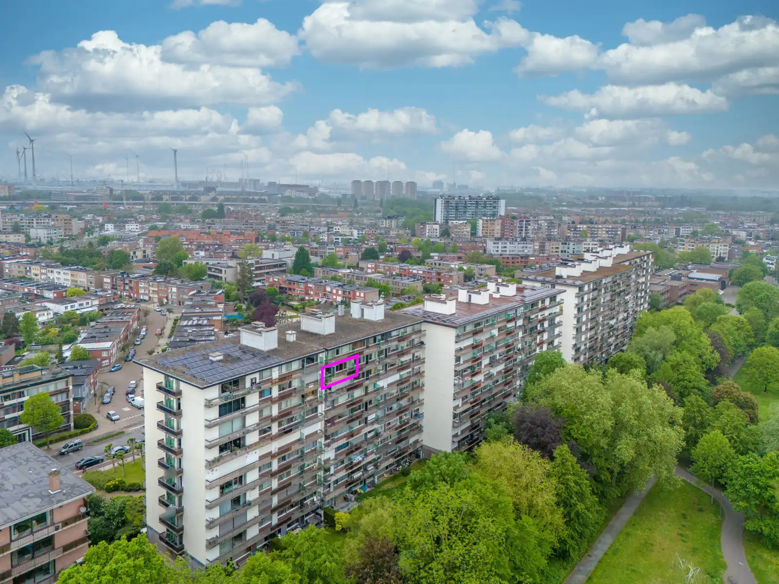 Appartement met 2 slaapkamers, 2 terrassen en een staanplaats met laadpaal! foto 15