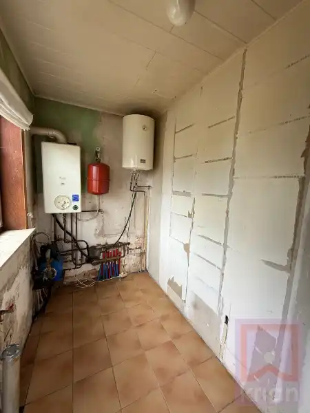 Op te frissen vrijstaande woning op 930 m²! foto 6