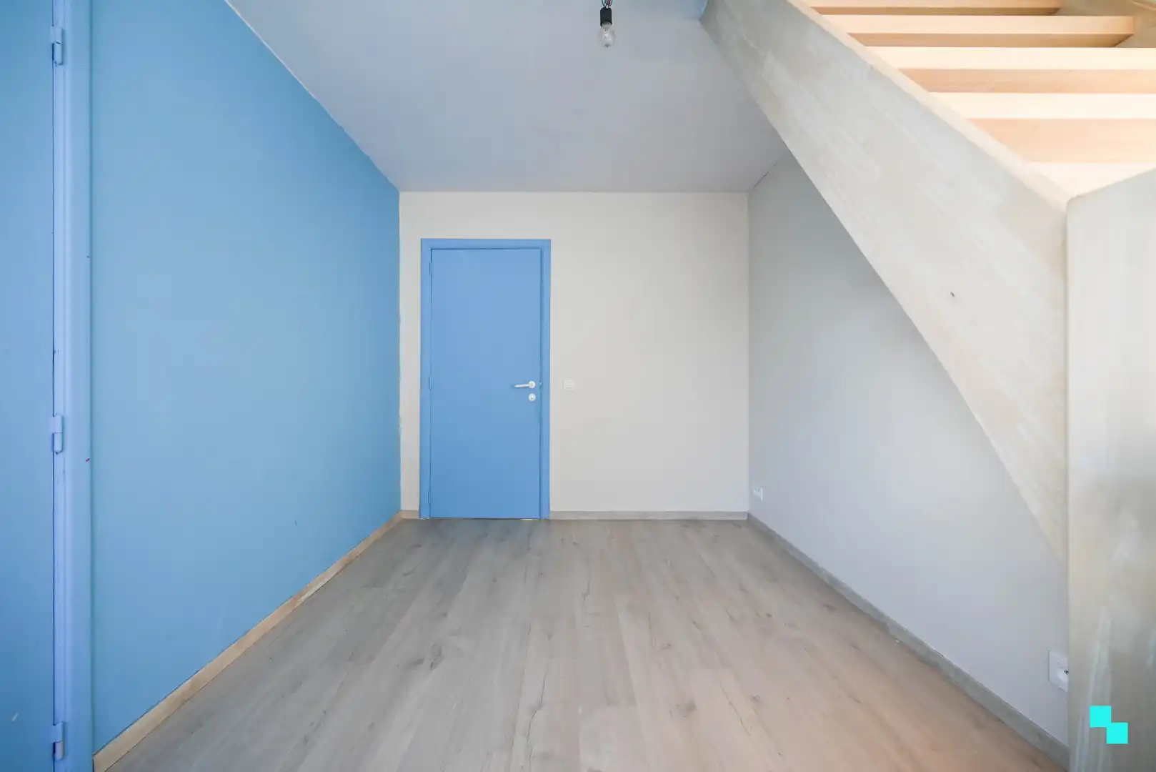 Riante handelswoonst in Waregem foto 35