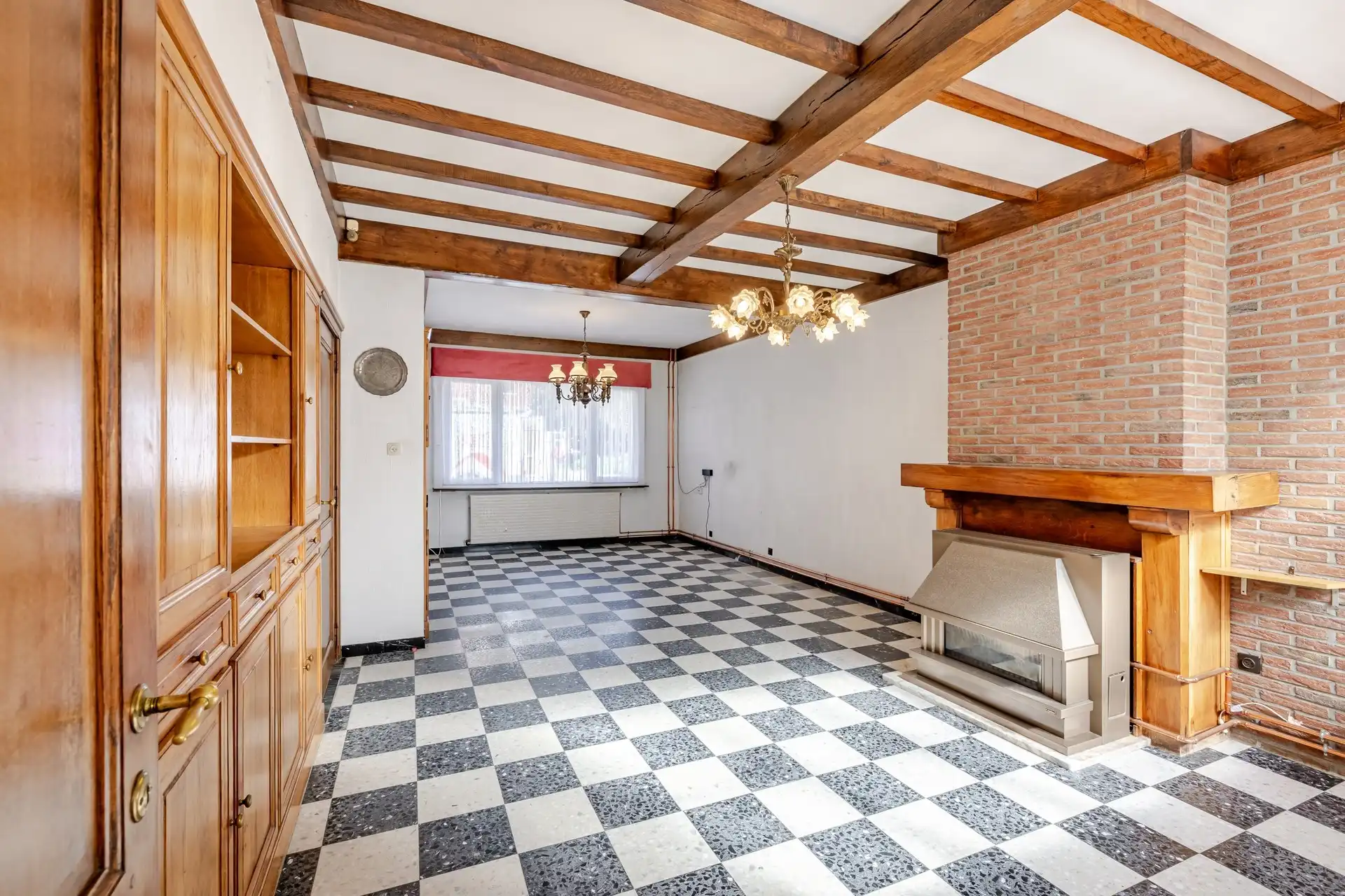 Te renoveren woning met 3 slks en zuidgerichte tuin foto 7