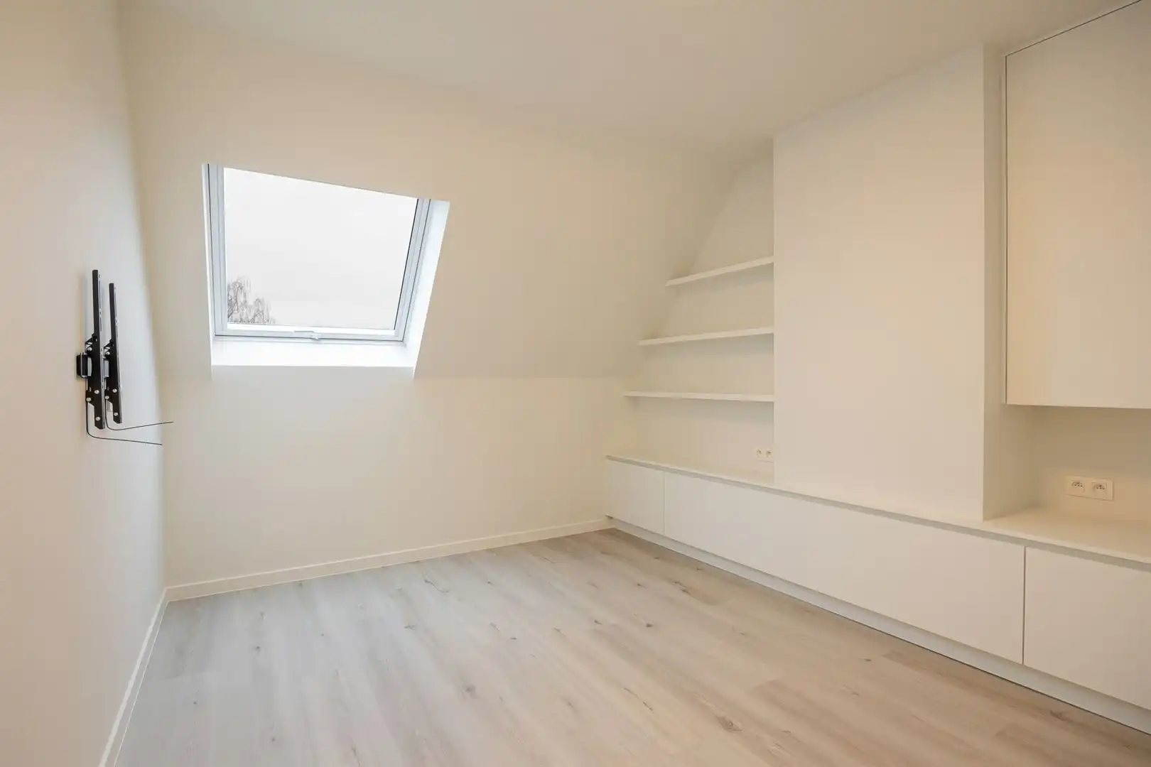 Mooi appartement met autostaanplaats foto 6