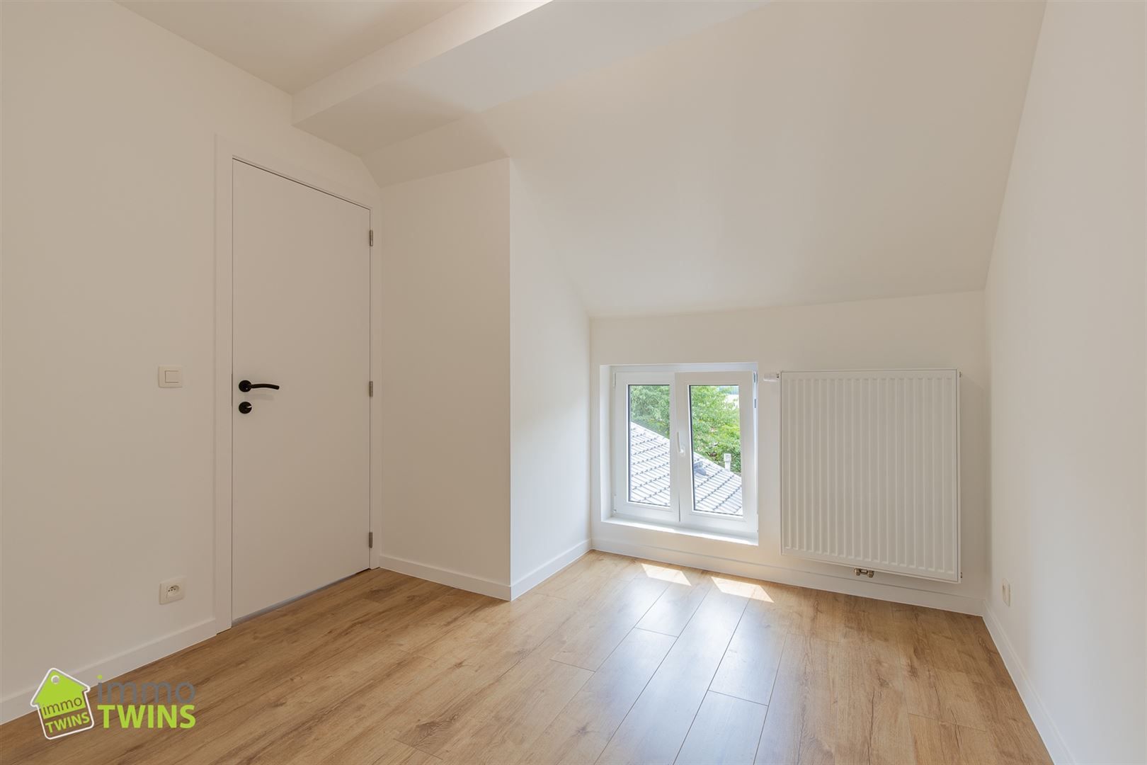 Volledig gerenoveerde woning te Hamme foto 15