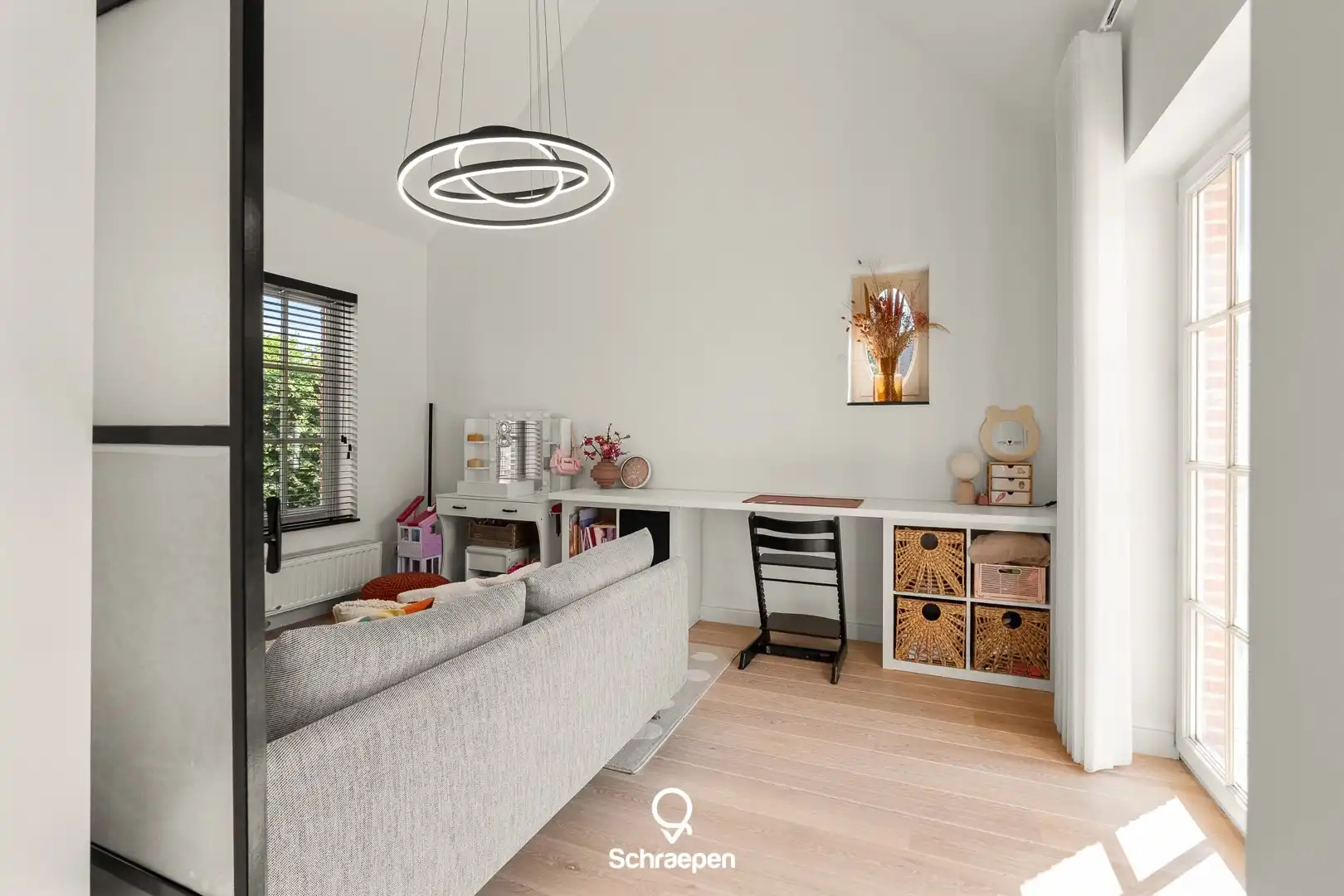 Hoogwaardig afgewerkte villa met zwembad op zuidelijk perceel van circa 8,5 are te Hasselt! foto 9