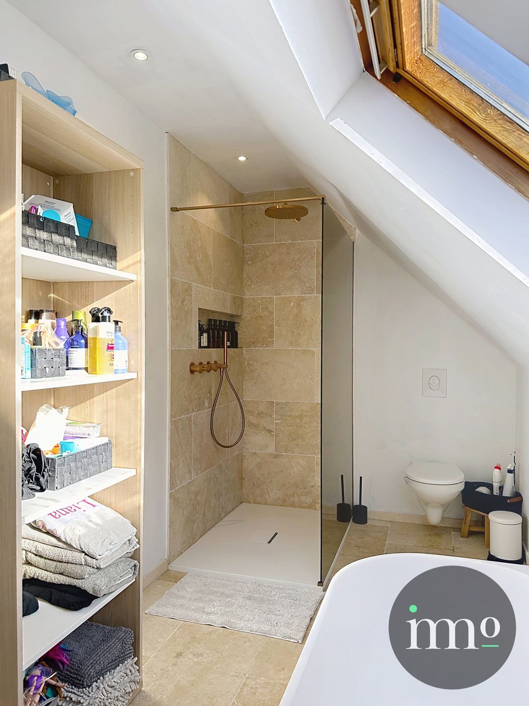 Gerenoveerde villa met tuin en 3/4 slaapkamers foto 18