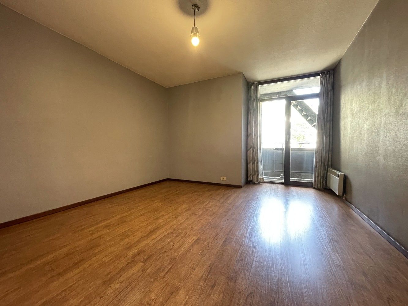 Centraal gelegen appartement met 2 slaapkamers en autostaanplaats foto 7