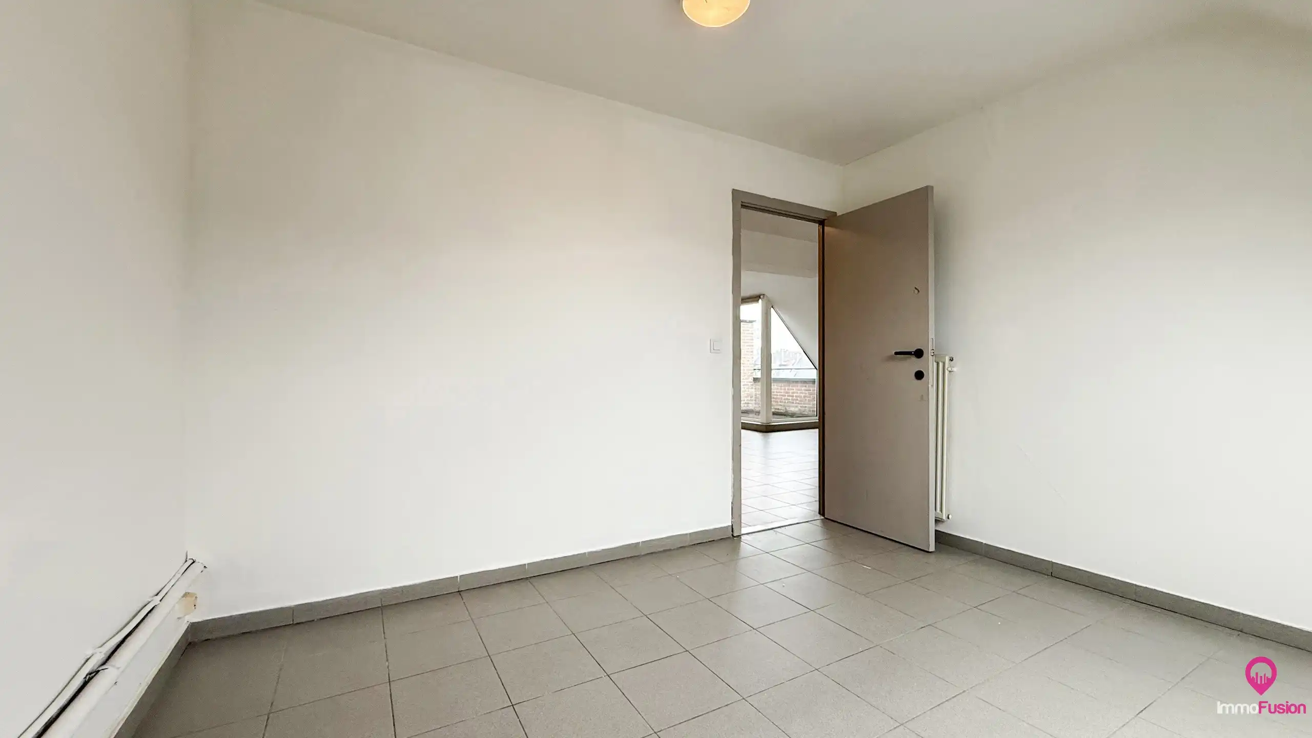 Dakappartement met 2 slpks, terras en parkeerplaats! foto 15