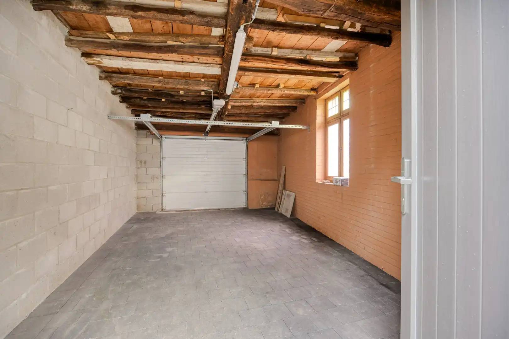 Instapklare gezinswoning met praktijkruimte foto 38