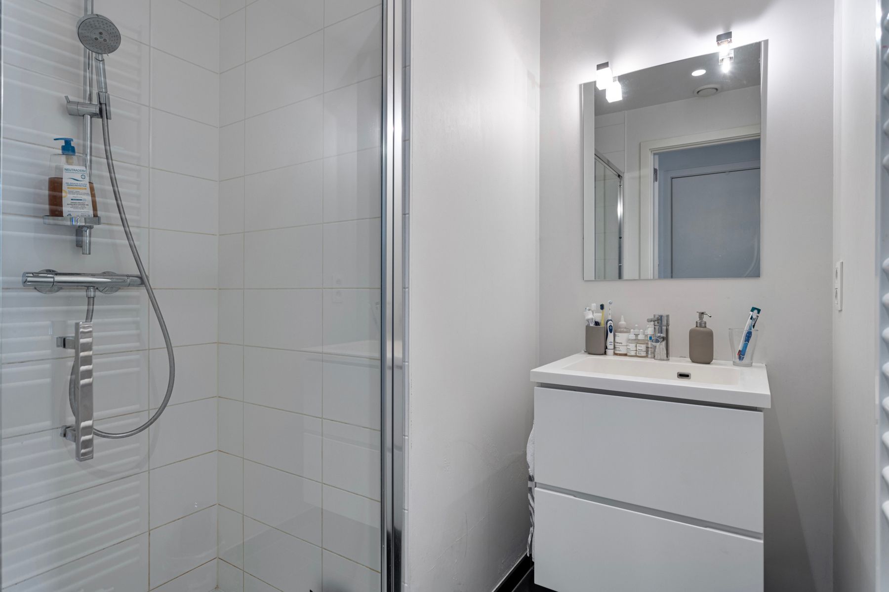 Appartement 3 slpk, 2 badk, 2 terrassen + staanplaats Quartier Leopold foto 22