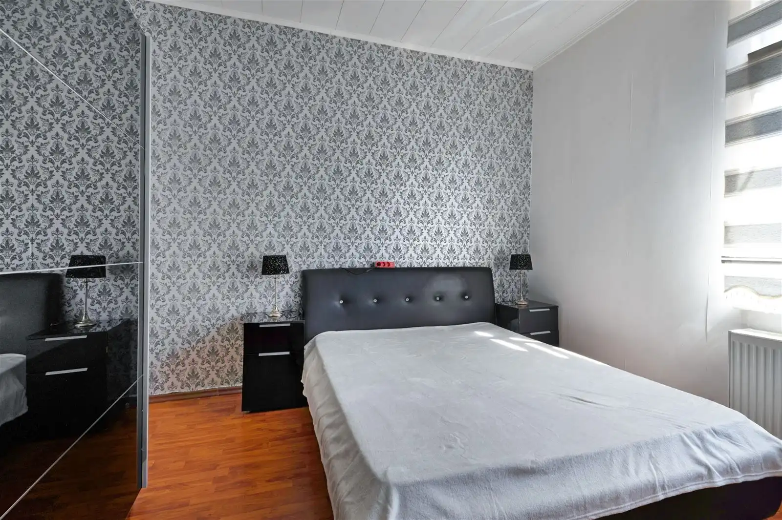 Woning met 4 slaapkamers en buitenruimte in Gent centrum. foto 8