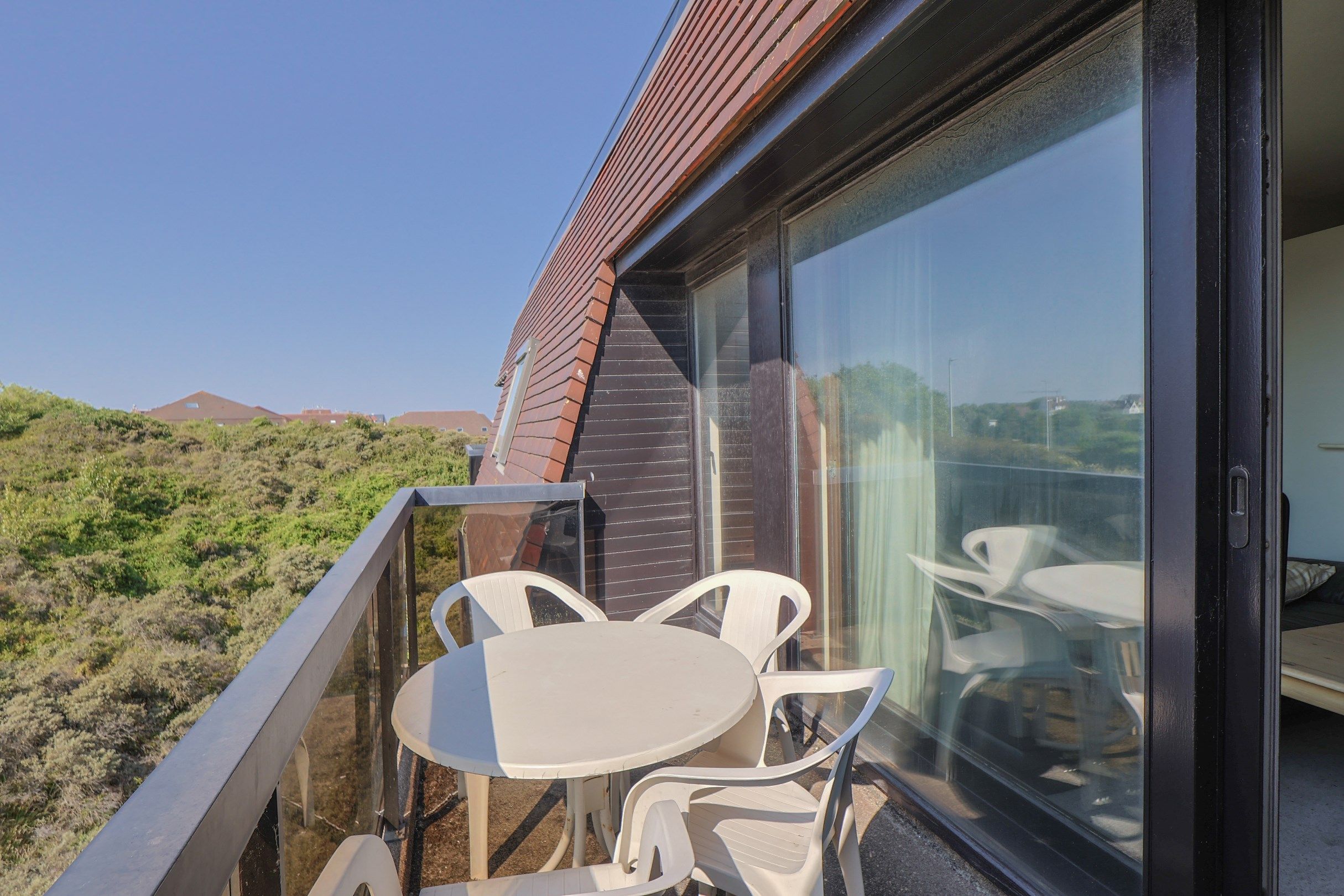 Zonnig appartement met 1 slaapkamer in Oostduinkerke foto 2