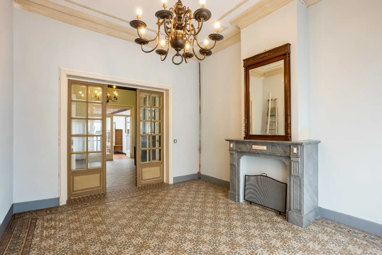 Prachtige Art-Deco woning met 5 slaapkamers foto 6