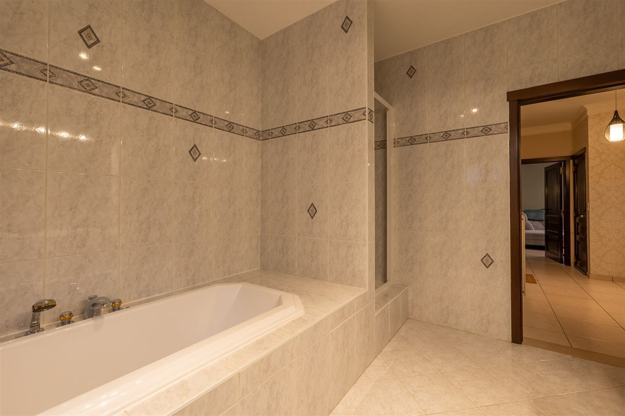 Verzorgde fermettewoning met 4slk op 15a74ca foto 18