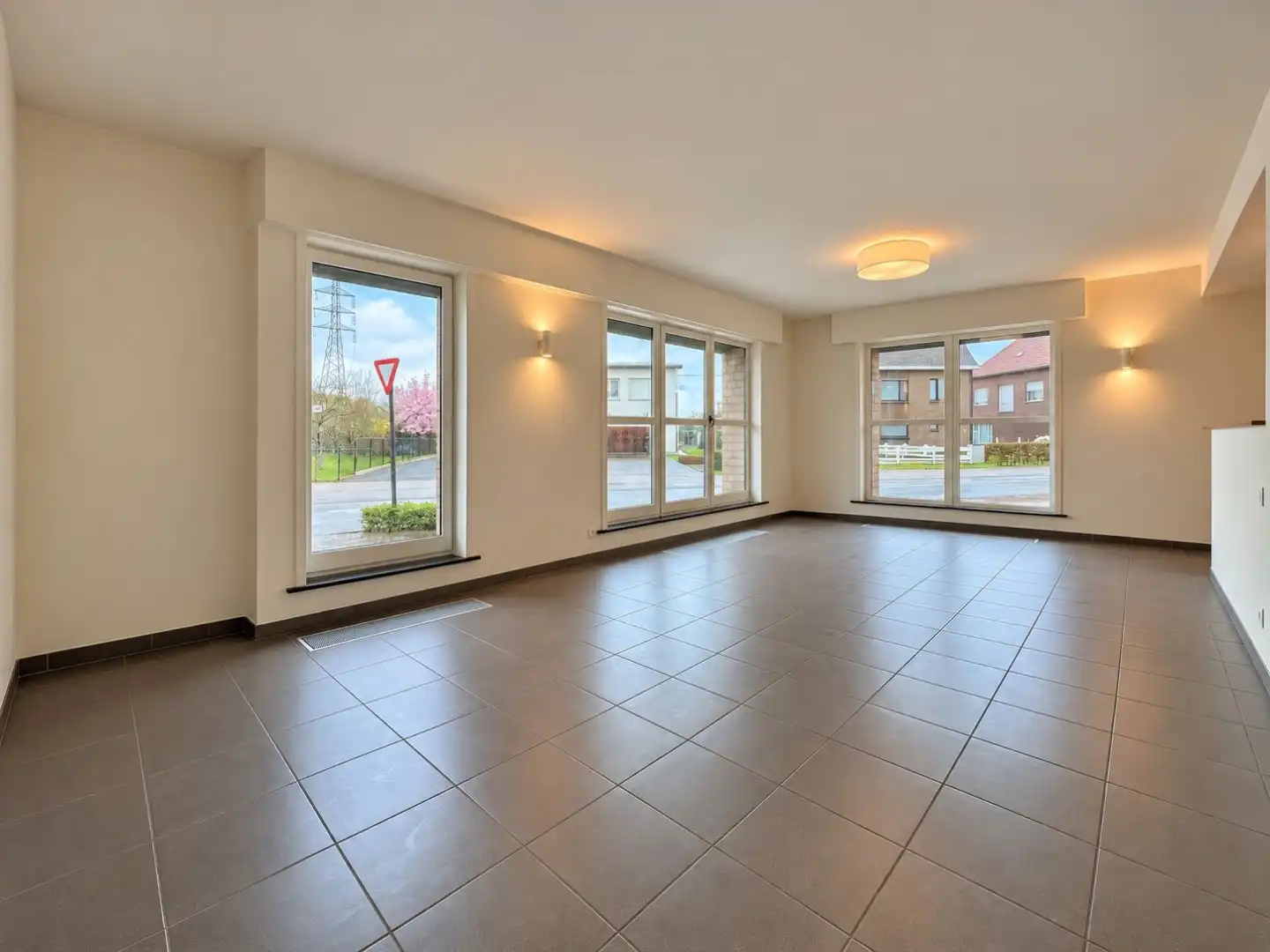 Recent opgefrist gelijkvloers appartement met tuin en garage – Rabotstraat 63, Belzele (Evergem) foto 2