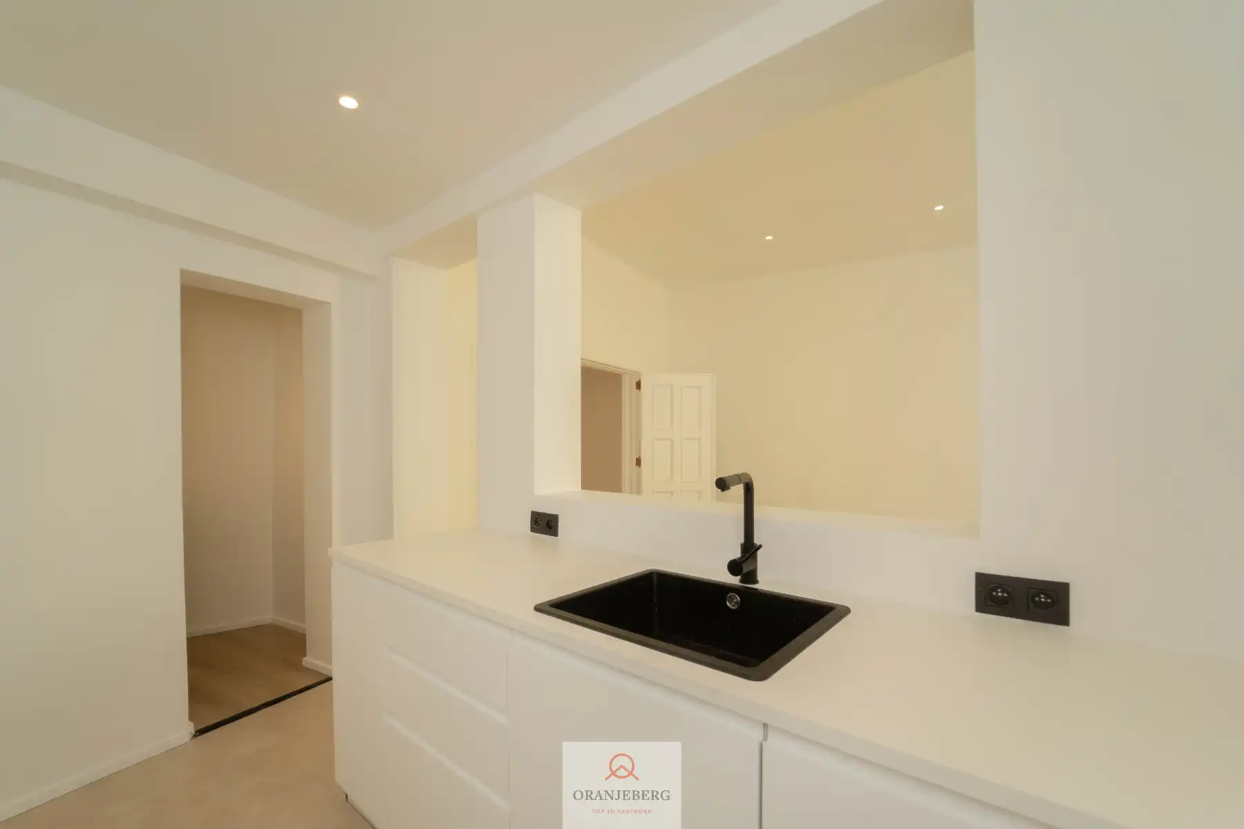 Gerenoveerd appartement in Prinsenhof! foto 5