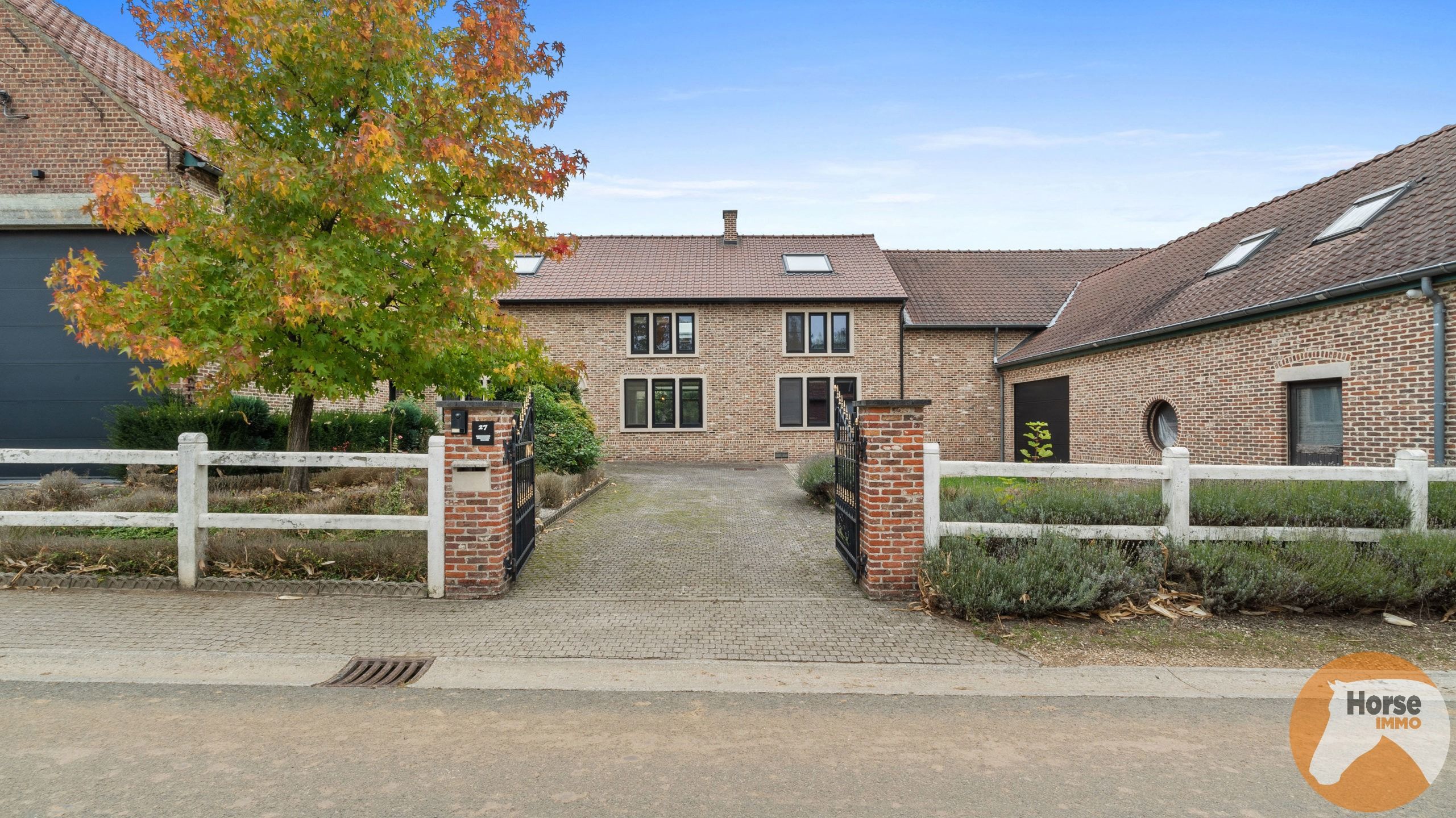 HERNE - Paardenaccomodatie met woning op 2,4ha foto 3