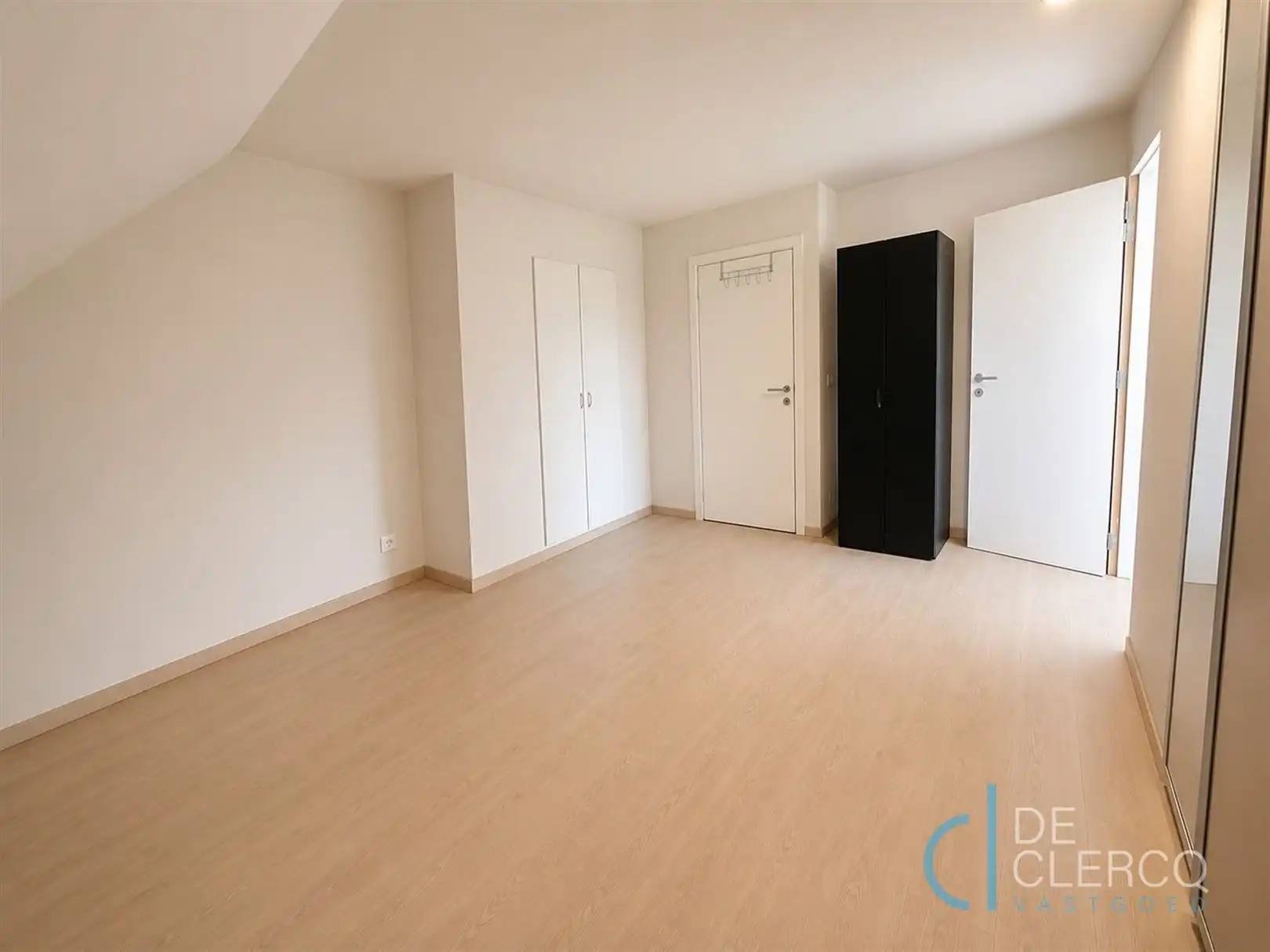Ruime halfopen bebouwing nabij Lochristi Dorp! foto 8