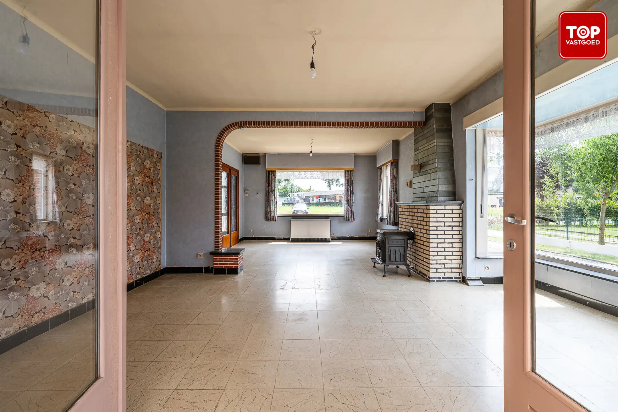 Halfopen bebouwing met 3 slaapkamers, zonnige tuin en garage  foto 7