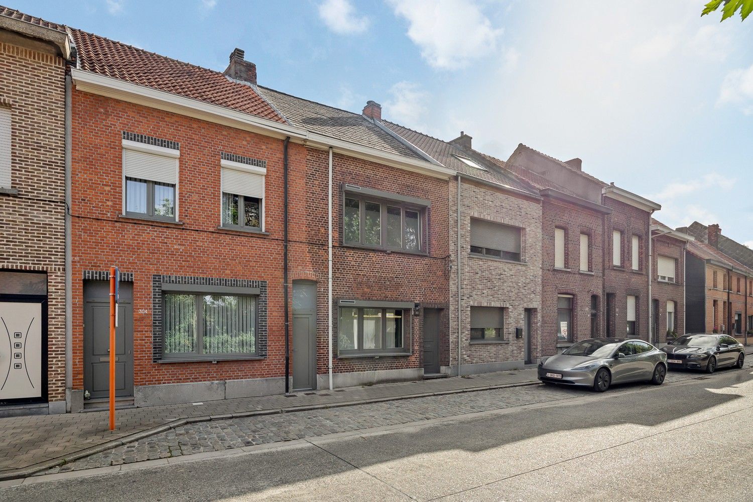Ruime gezinswoning met 4 slaapkamers, prachtige tuin en garage in Boom foto 21