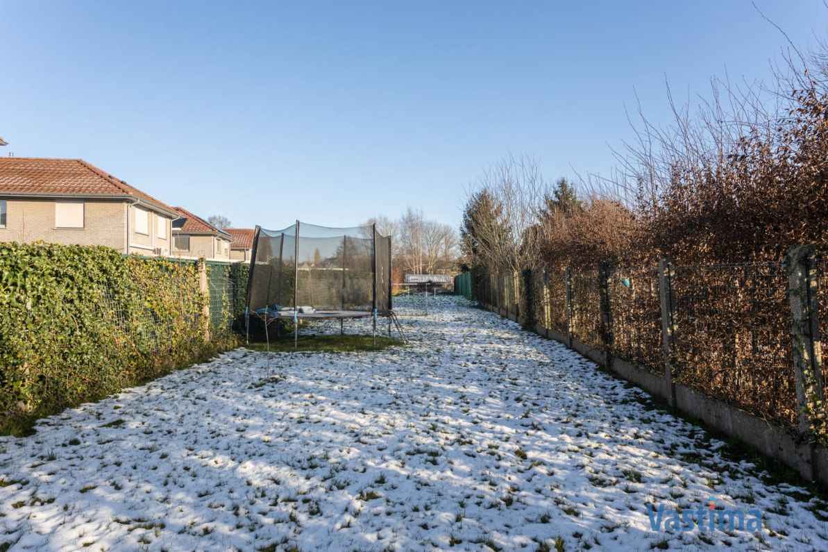 Ruime gezinswoning met 3 slaapkamers en tuin foto 28