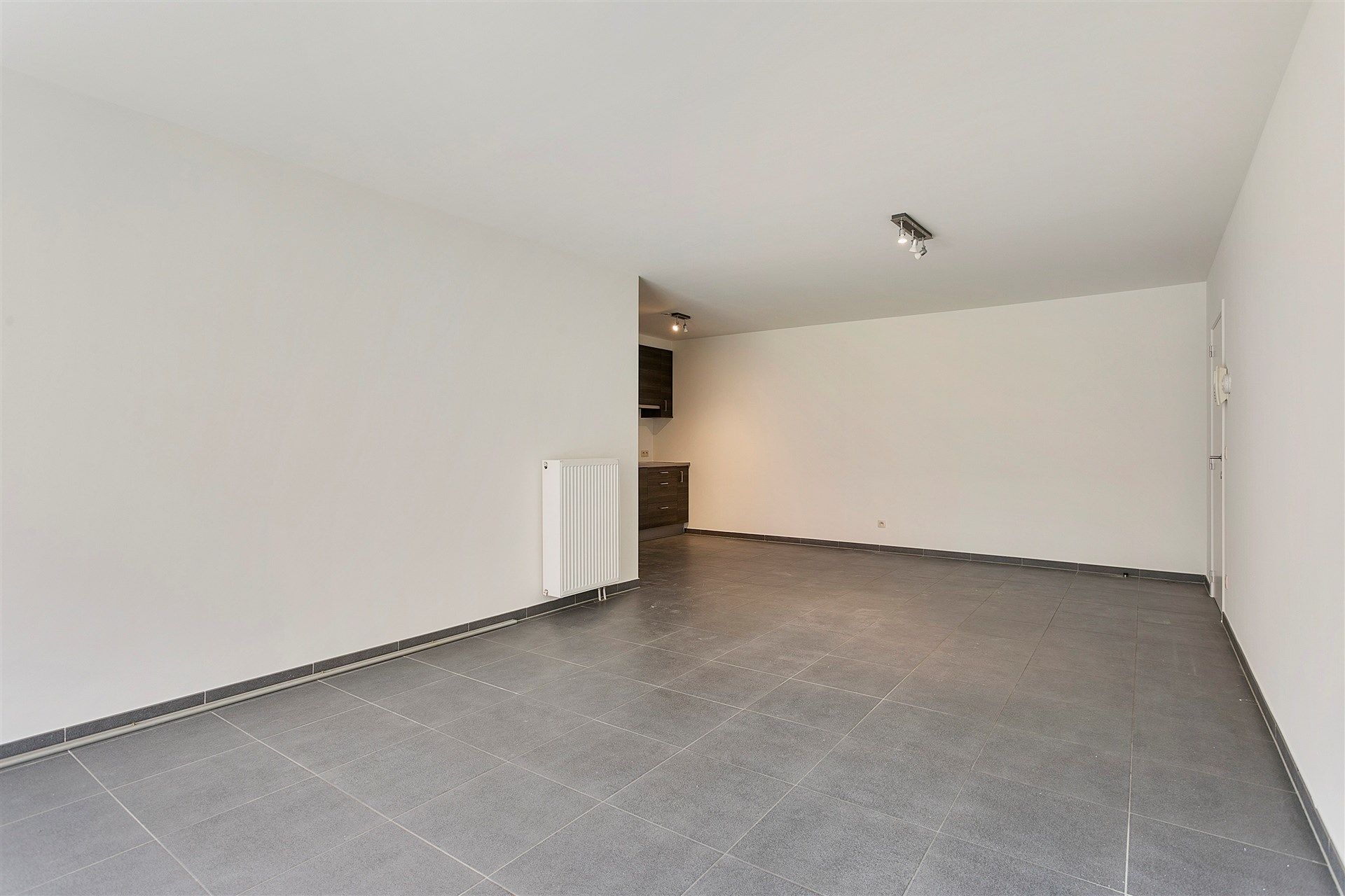 Gunstig gelegen lichtrijk energiezuinig 2 slaapkamer appartement met staanplaats foto 5