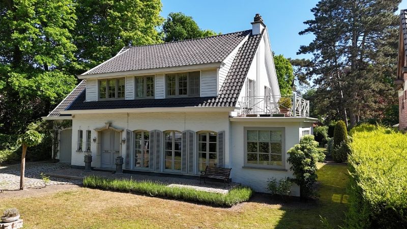 Stijlvolle villa van 300m² met 4 slaapkamers op 12a70ca foto 33