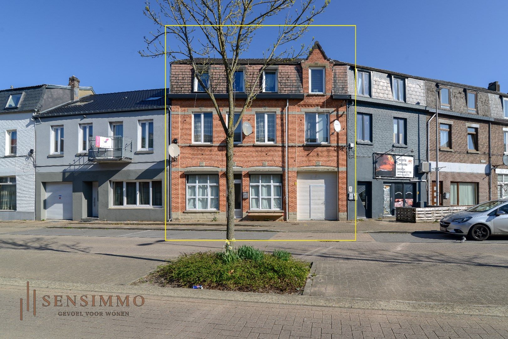 Opbrengsteigendom van 5 eenheden met een netto rendement van 7% rendement! foto {{pictureIndex}}