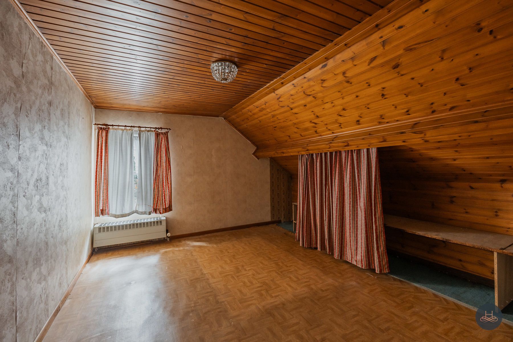 Groen, rustig gelegen woning op 1.71 ha tussen de weilanden foto 28