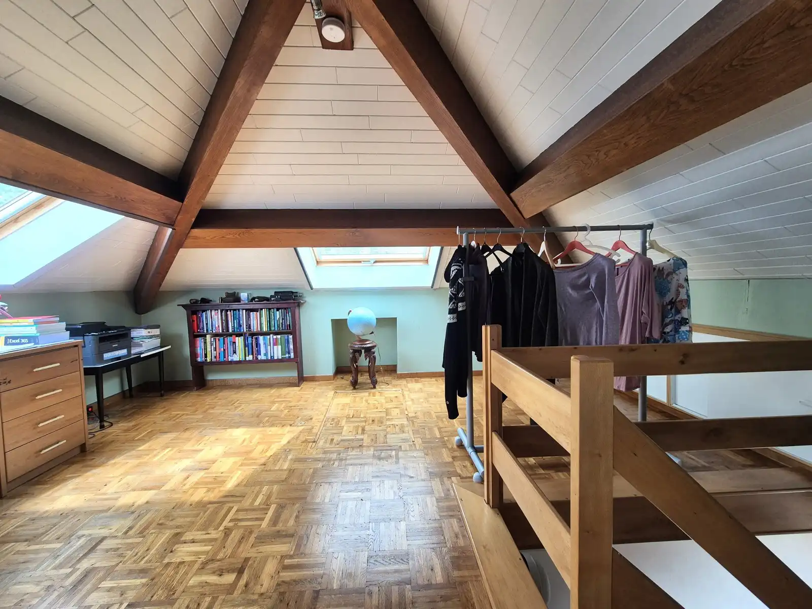 Instapklare open bebouwing (recent nieuw dak + CV-ketel) foto 18