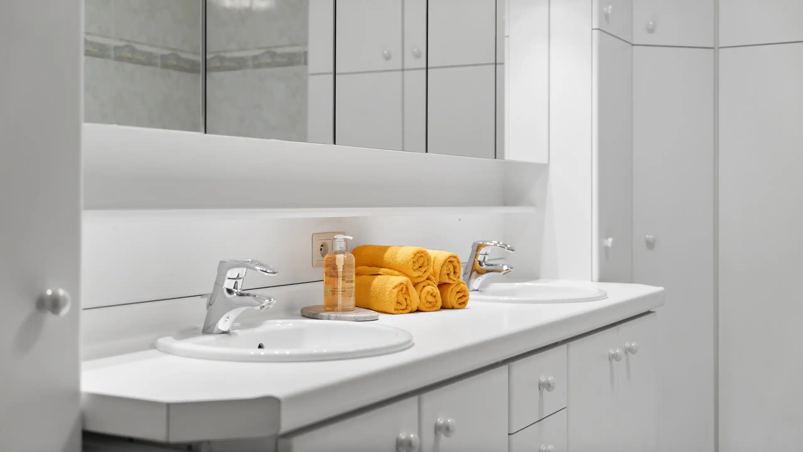 Ruim appartement van 245 m² centraal in Mortsel foto 33