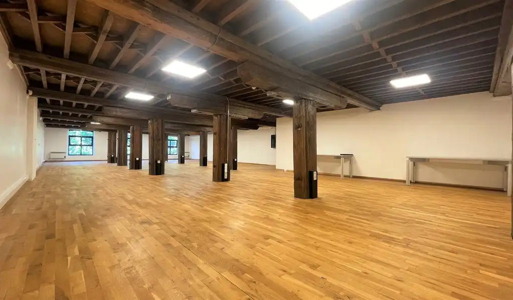 Kantoor/showroom B2B te huur op het Eilandje foto 12