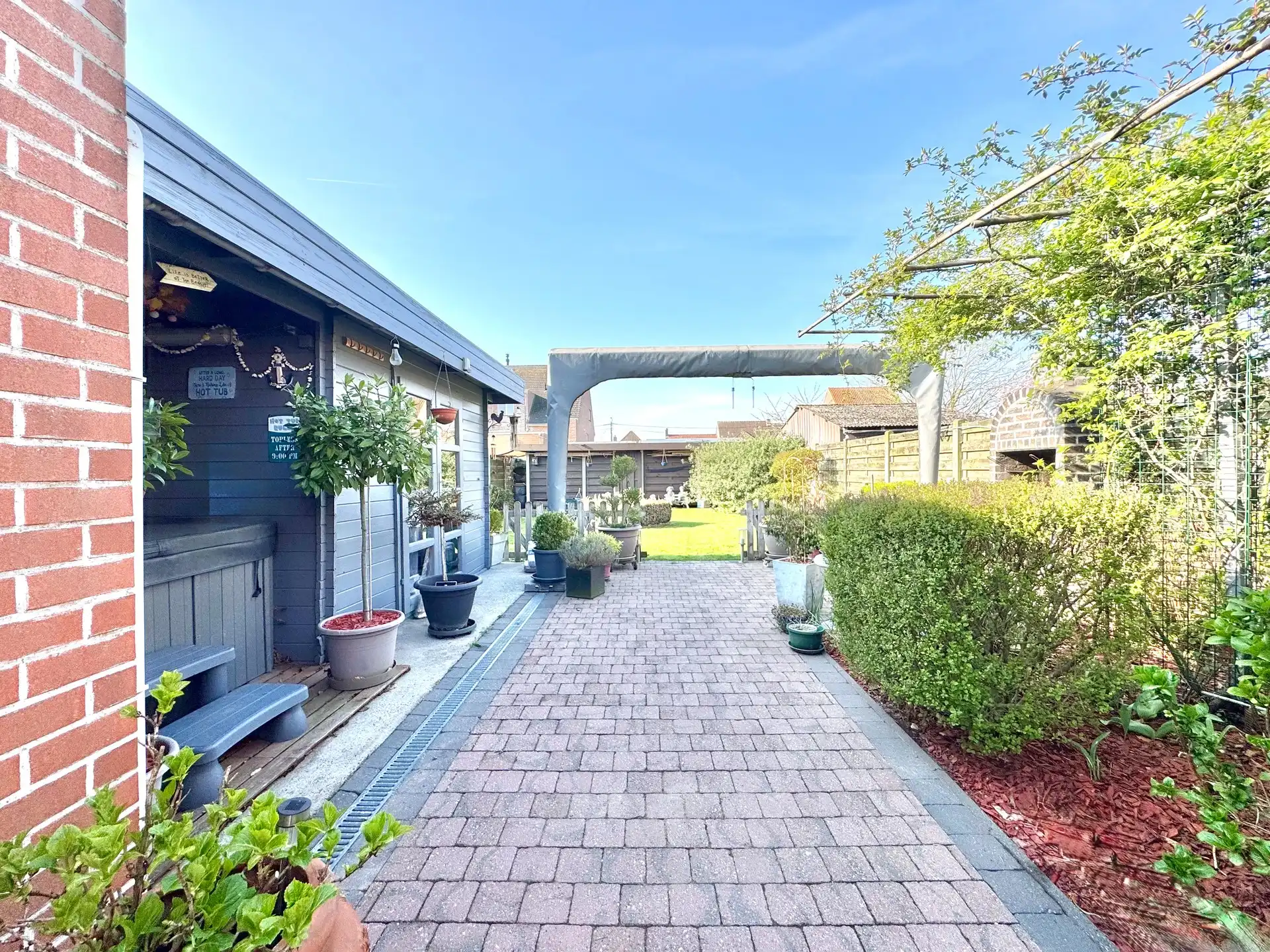 RUIME VRIJWONING | 4 KAMERS | GARAGE | TUIN | EPC 250 | 440 M² foto 4