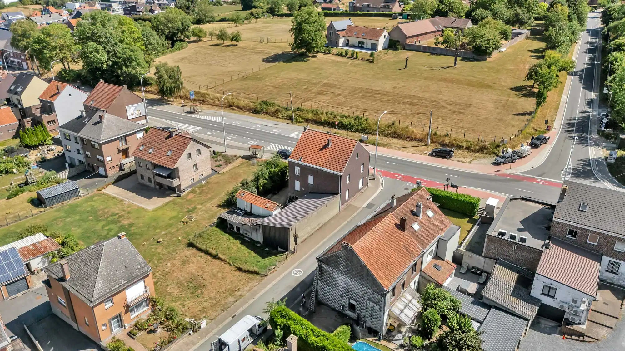 Projectgrond op 748m² op een strategische locatie te Lennik foto 6