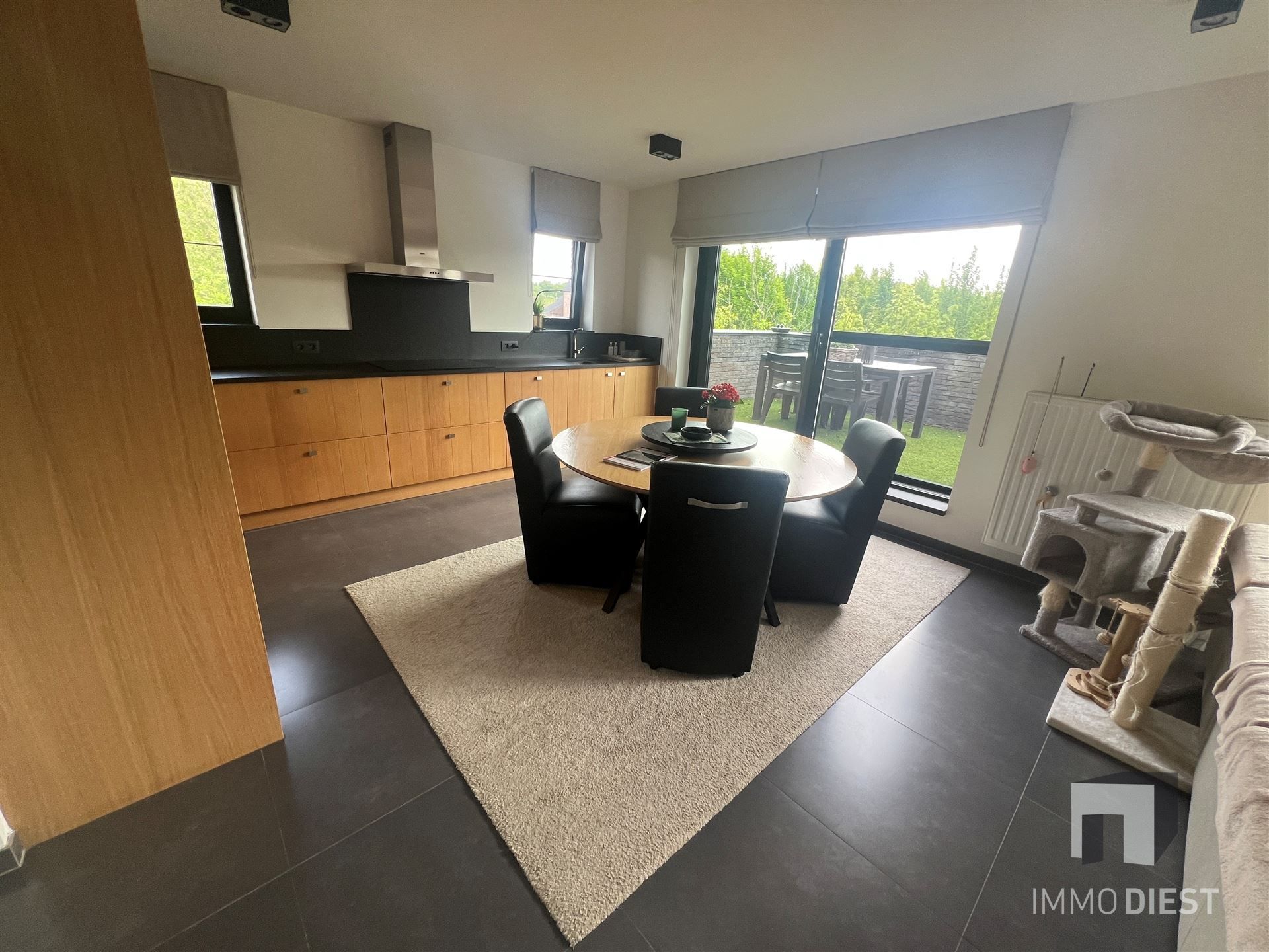 Modern duplex appartement met 3 slpkmrs foto 8
