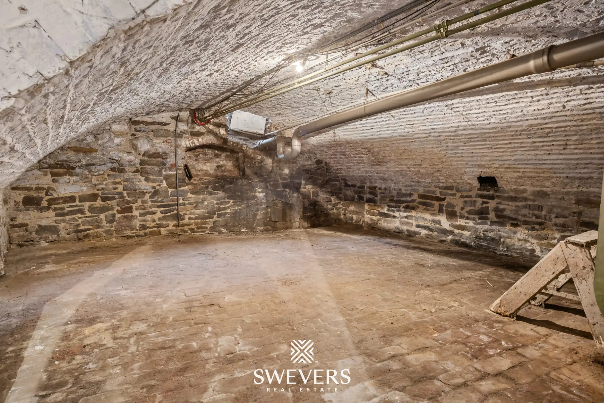 Klassiek herenhuis met veel mogelijkheden, zolder van 130 m² en zuidgerichte tuin foto 35