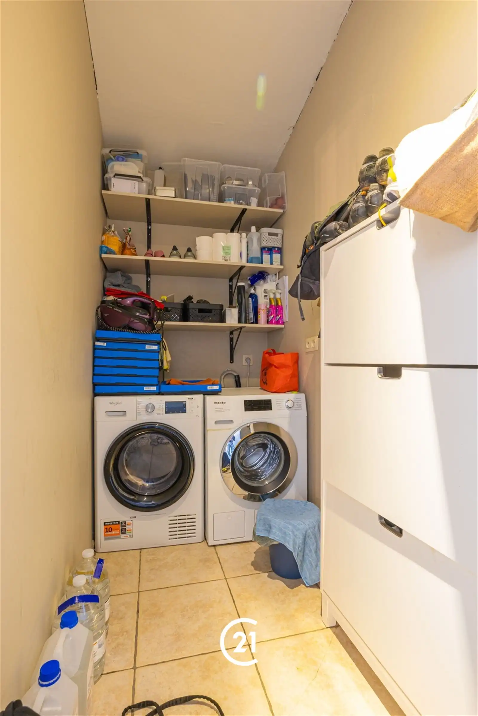 Instapklare 3gevelwoning met tuin en carport op 4are95 foto 17