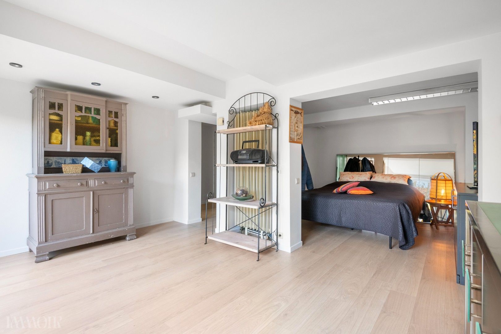 Prachtig gerenoveerde woning met praktijk/studio in hartje Schoten. foto 18