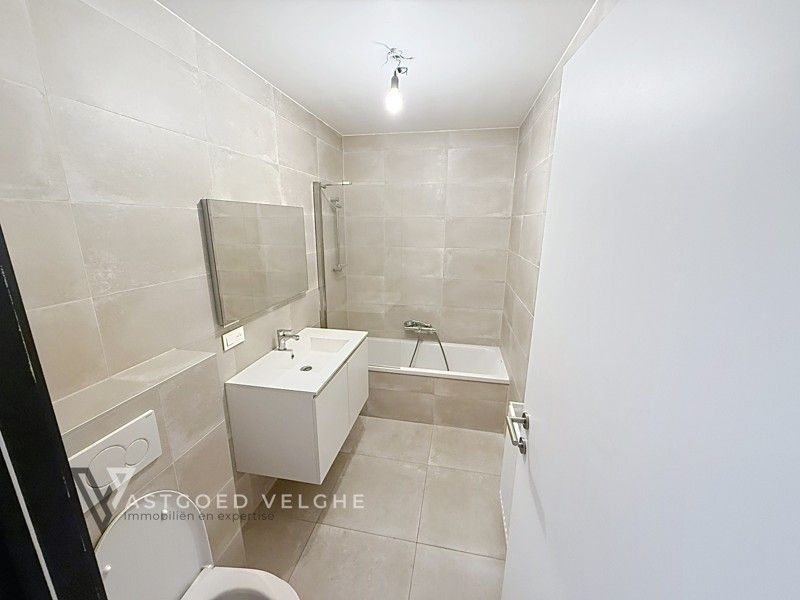 Gelijkvloers appartement met 2 slaapkamers en 2 terrassen gelegen in het centrum van Mechelen-aan-de-Maas foto 8