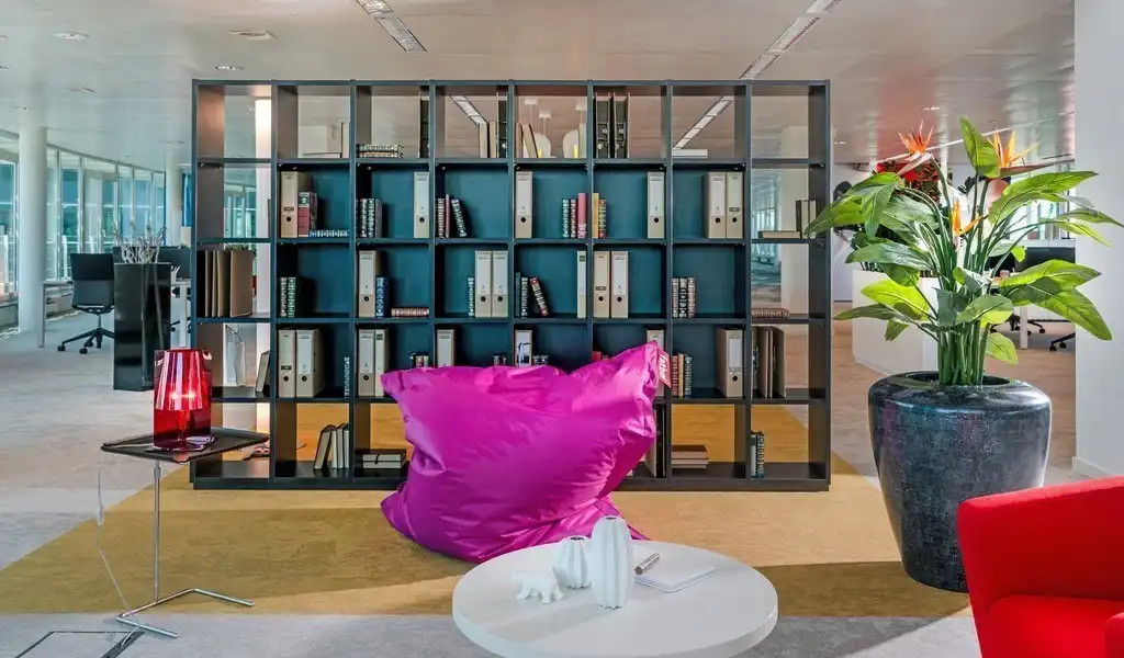 Kantoorruimte te huur in "Rubens Building" te Berchem foto 9