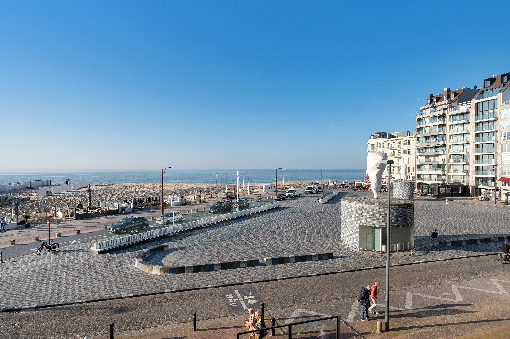 Uitzonderlijk appartement met 12,5m gevelbreedte en zicht op zee foto 12