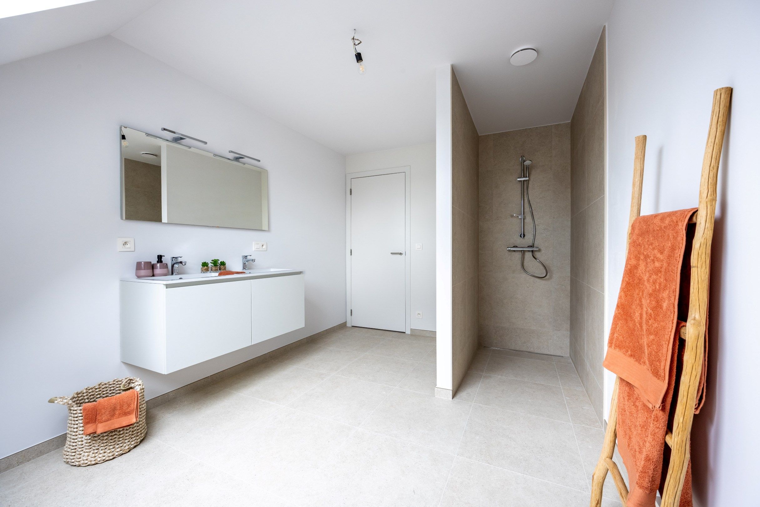 CHARMANTE NIEUWBOUWWONING IN WOONERF GULDEN SPOREN foto 16