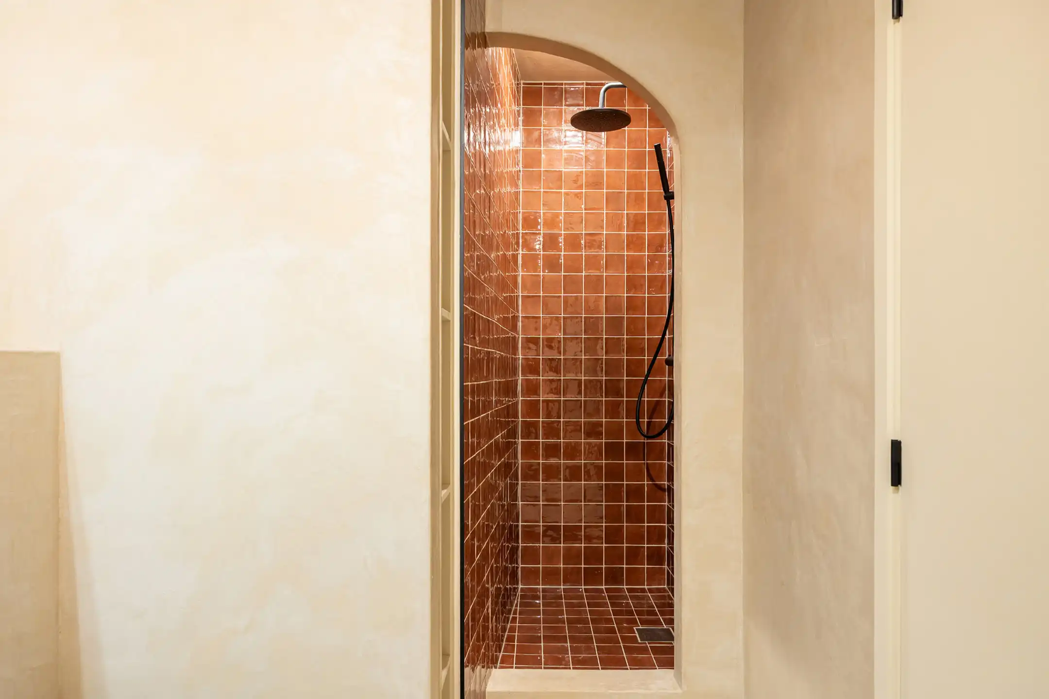 ANTWERPEN - Instapklaar twee slaapkamer appartement  foto 7