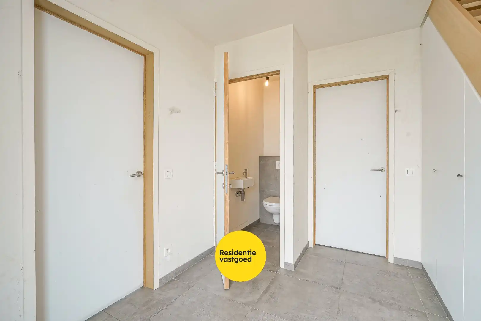 Halfopen woning met 3 slaapkamers te huur in Aartrijke foto 4