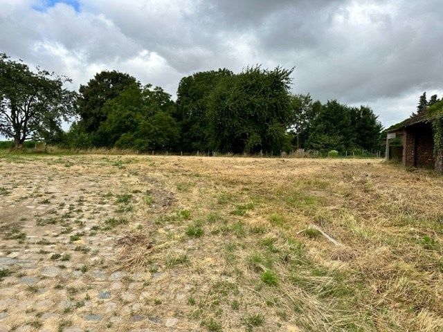 Uniek stuk bouwgrond  met 33 m perceelbreedte op bouwlijn!  16 a 54 ca. foto 3