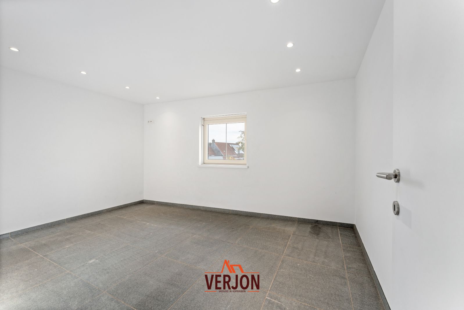 Ruim tweeslaapkamerappartement met twee terrassen! foto 17