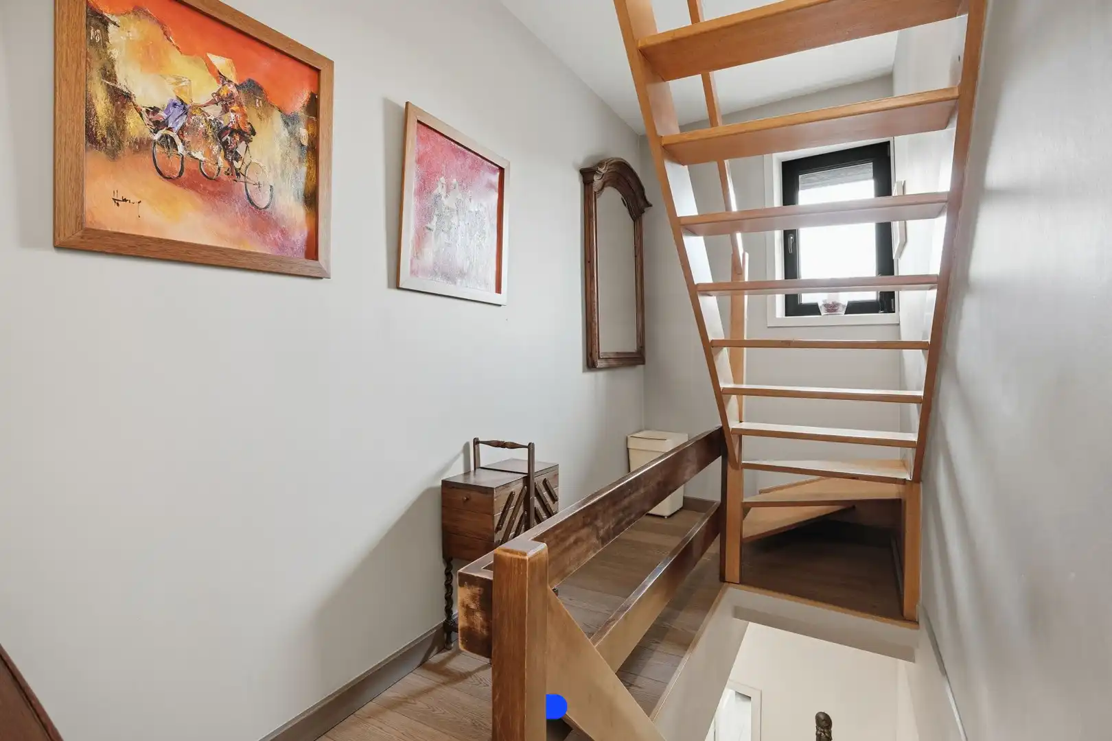 Ruime rijwoning met praktijkmogelijkheden & 2 garages in het centrum van Tielt! foto 27