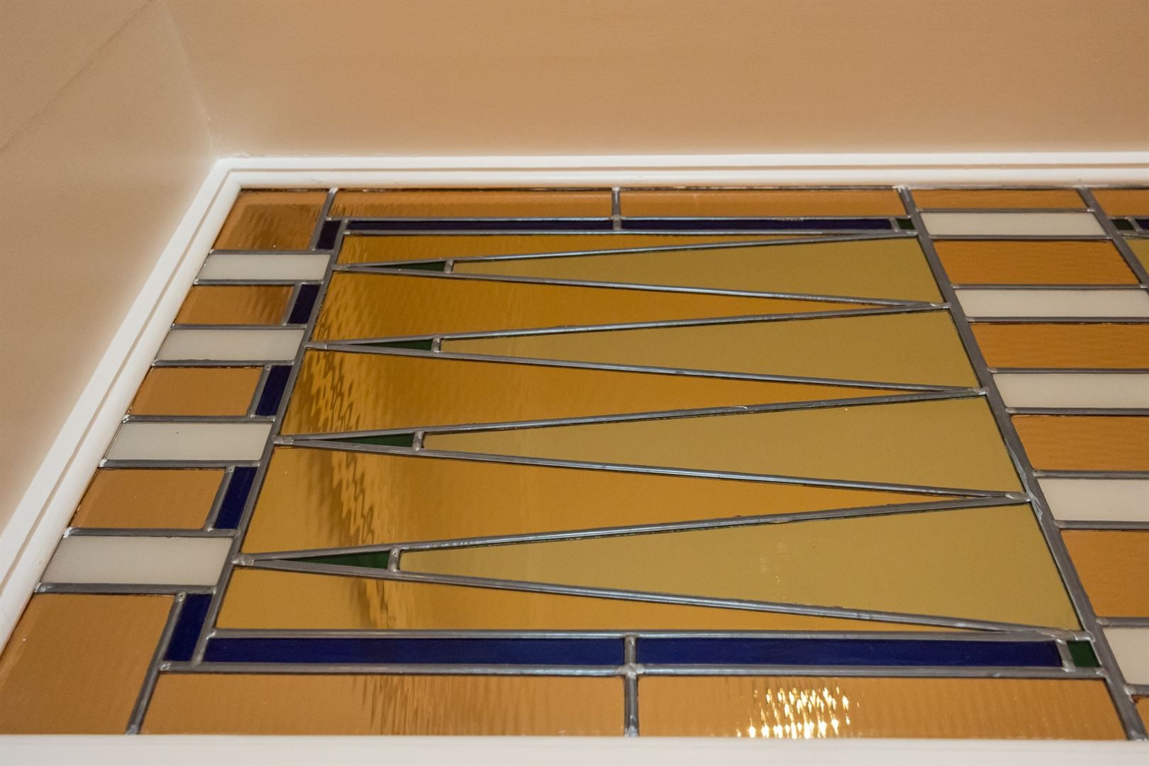 Op te frissen appartement in befaamde Meirbuilding foto 9