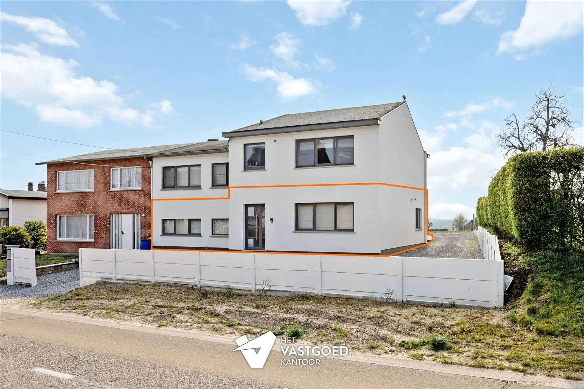 PERFECT ONDERHOUDEN GELIJKVLOERS APPARTEMENT (146M²) MET 3 SLAAPKAMERS EN TERRAS TE HASSELT foto 27