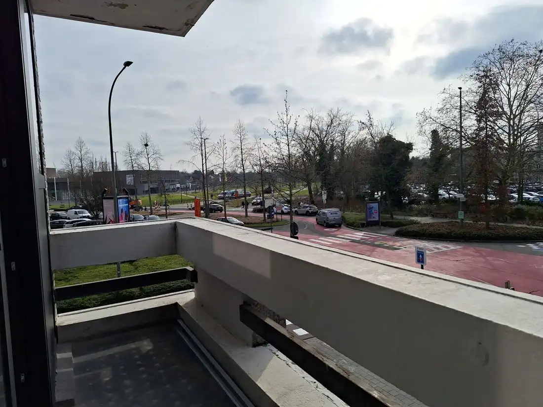 Stijlvol gerenoveerd appartement te Hasselt centrum foto 22