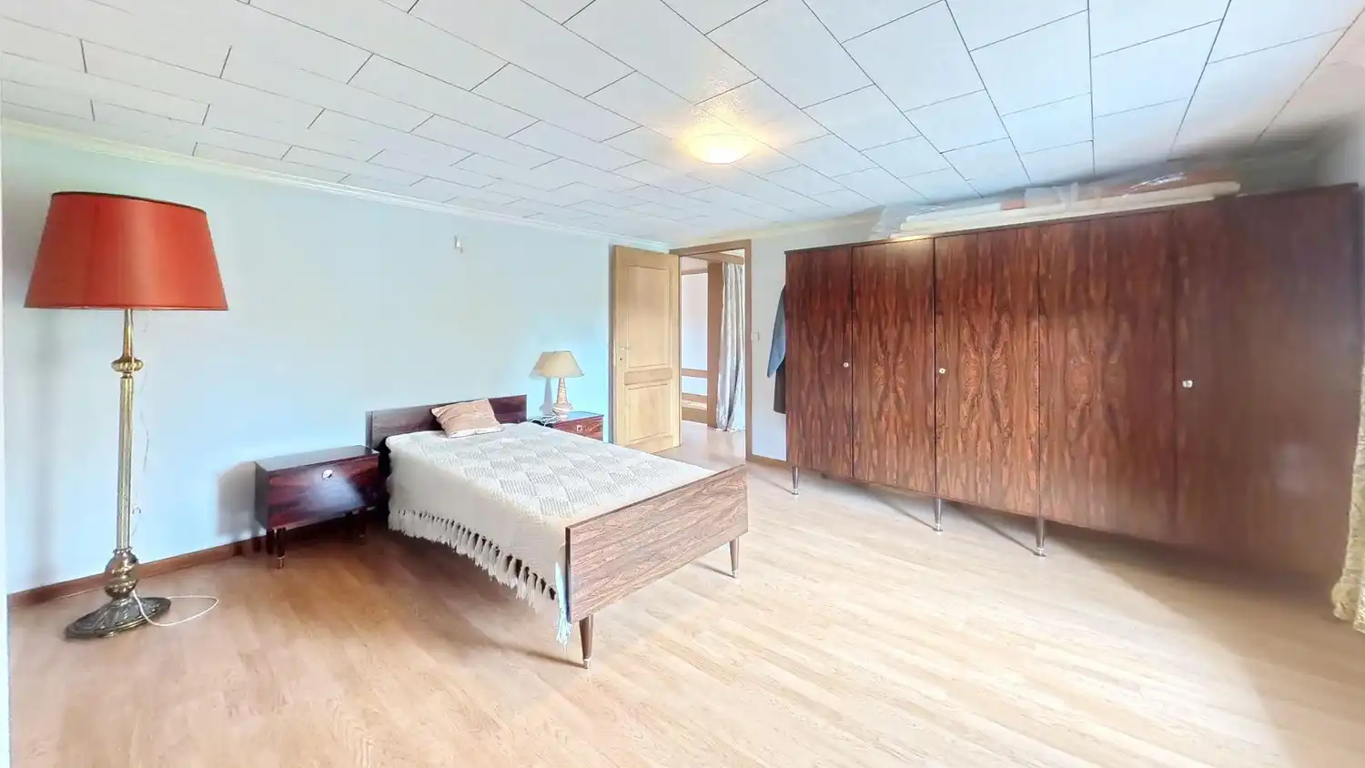 Veelzijdige woning met ruime opslagmogelijkheden te koop! foto 12