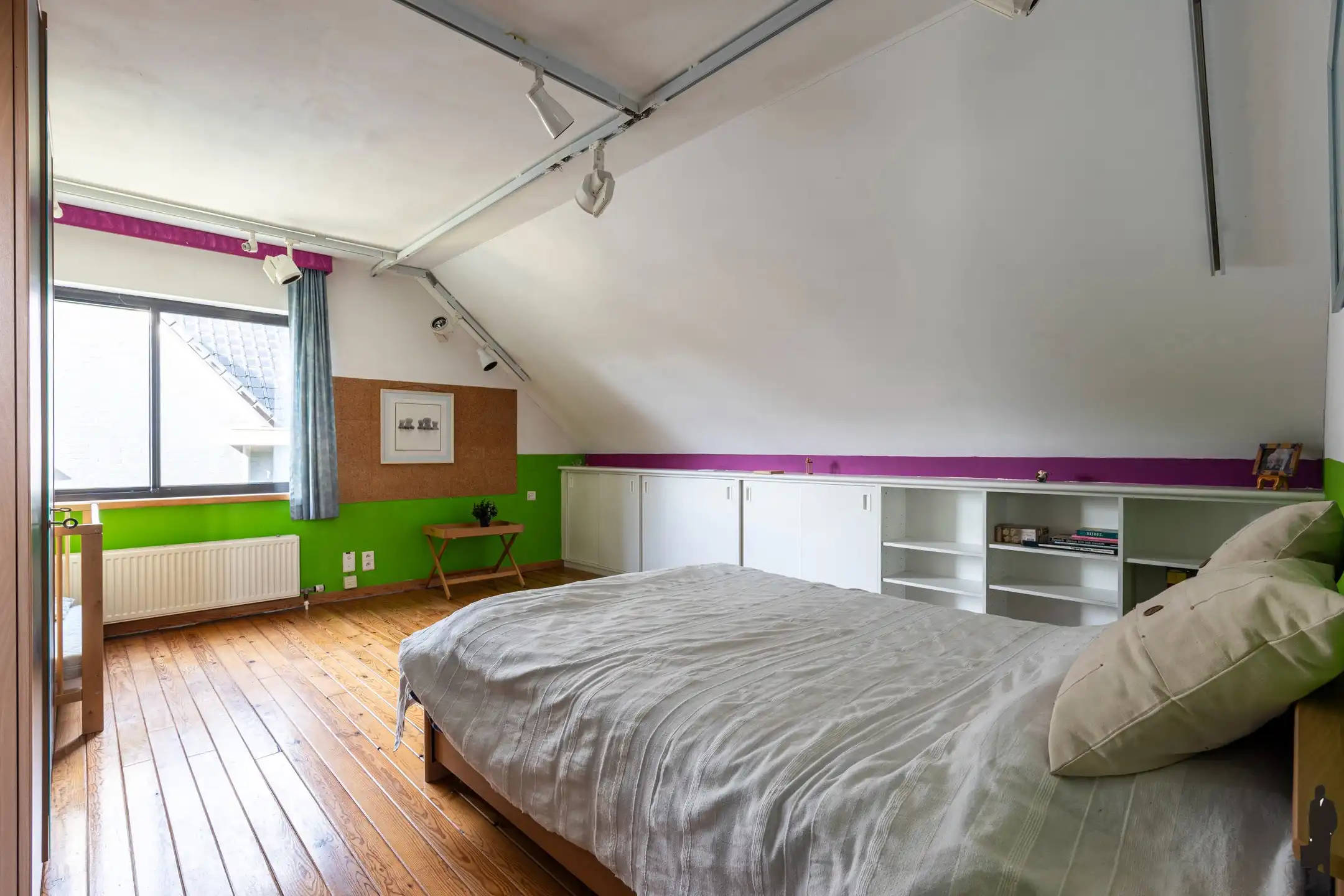 Vrijstaande, ruime gezinswoning met 5-7 slpk. en/of mogelijkheden tot kantoor - beroep aan huis foto 22
